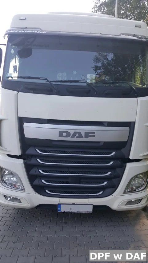 Pojazd ciężarowy DAF z filtrem DPF