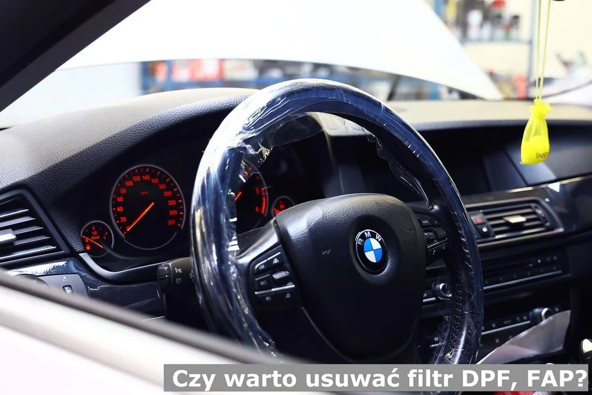 Kierownica samochodu marki BMW
