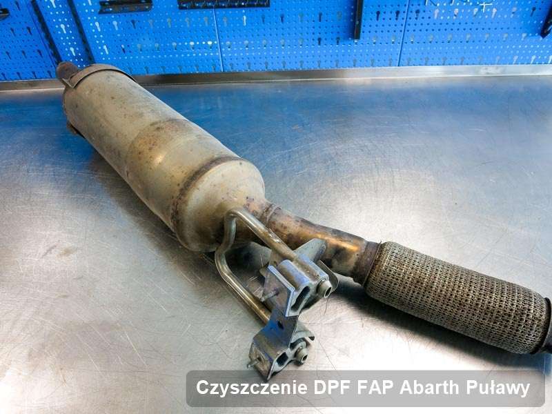 Filtr cząstek stałych DPF do samochodu marki Abarth w Puławach wyczyszczony w specjalistycznym urządzeniu, gotowy do zamontowania