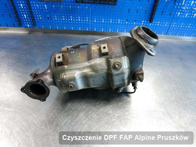 Filtr cząstek stałych FAP do samochodu marki Alpine w Pruszkowie oczyszczony w specjalnym urządzeniu, gotowy do montażu