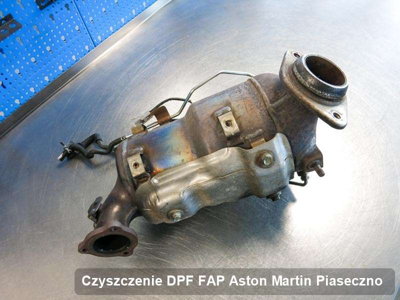 Filtr cząstek stałych do samochodu marki Aston Martin w Piasecznie dopalony na specjalnej maszynie, gotowy do instalacji