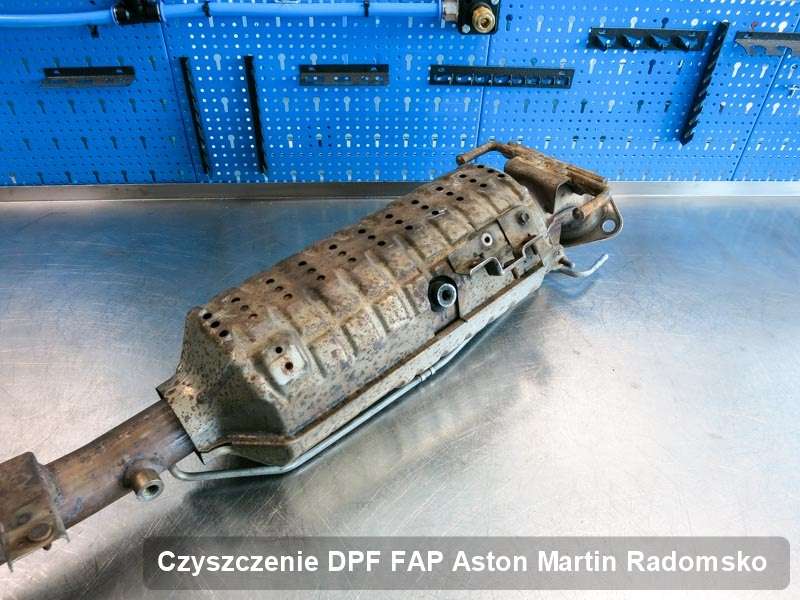 Filtr FAP do samochodu marki Aston Martin w Radomsku wypalony na dedykowanej maszynie, gotowy do zamontowania