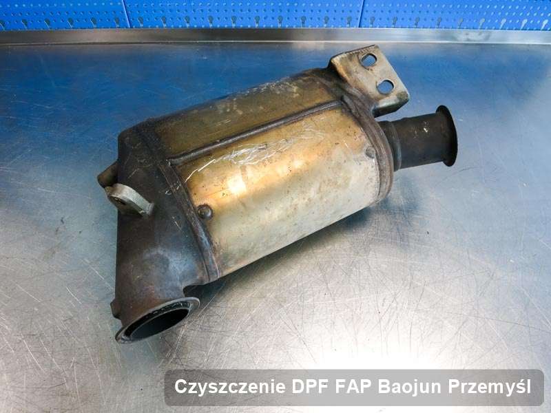 Filtr DPF i FAP do samochodu marki Baojun w Przemyślu wyremontowany w specjalnym urządzeniu, gotowy do zamontowania