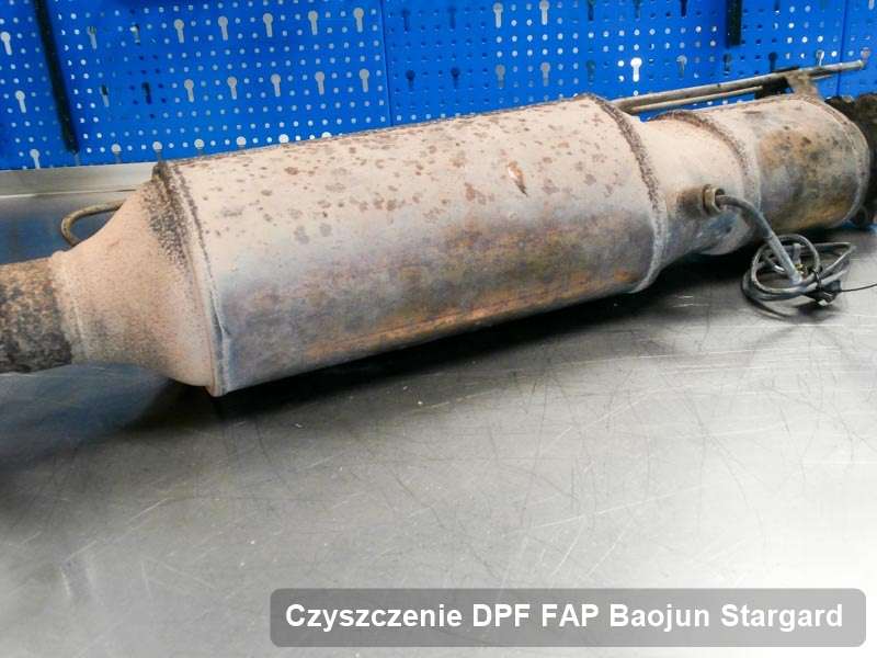 Filtr DPF układu redukcji emisji spalin do samochodu marki Baojun w Stargardzie naprawiony na odpowiedniej maszynie, gotowy do zamontowania