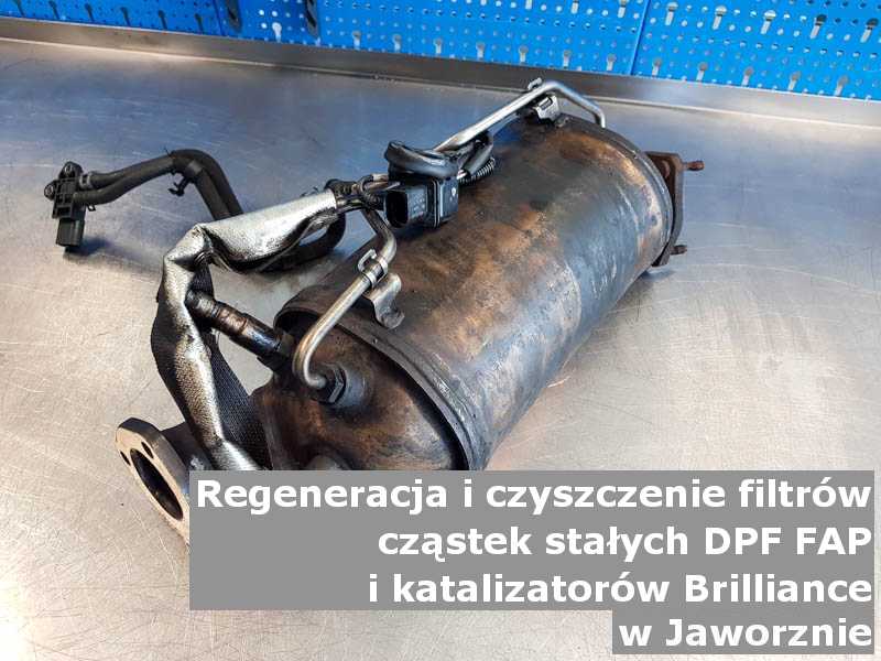 Regenerowany filtr DPF marki Brilliance, w laboratorium, w Jaworznie.