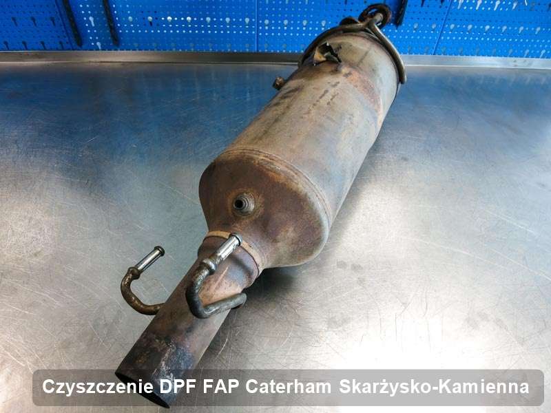 Filtr DPF do samochodu marki Caterham w Skarżysku-Kamiennej wyczyszczony na dedykowanej maszynie, gotowy do wysyłki