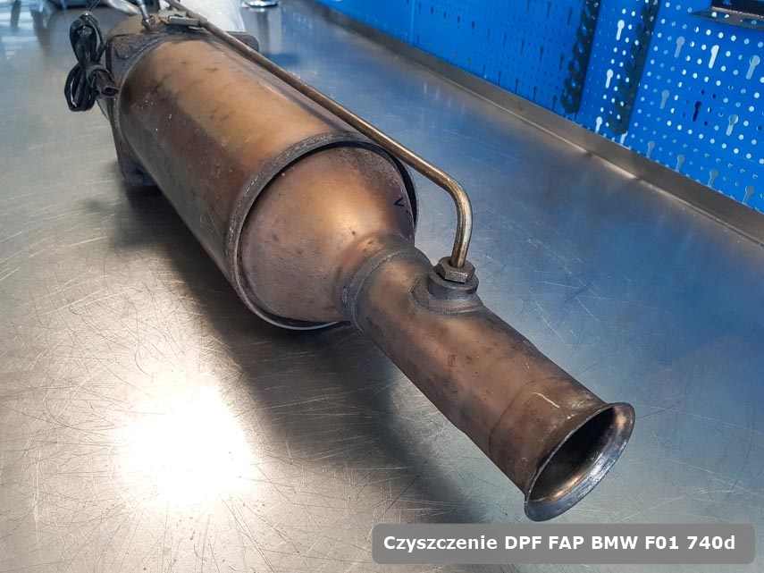 Filtr DPF układu redukcji emisji spalin BMW F01 740d wyczyszczony na dedykowanej maszynie gotowy do montażu
