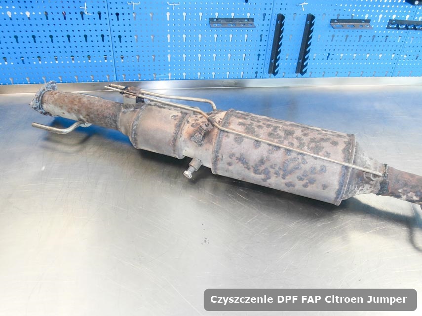 Filtr cząstek stałych FAP Citroen Jumper wypalony na odpowiedniej maszynie gotowy spakowania