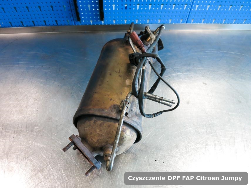 Filtr cząstek stałych DPF I FAP Citroen Jumpy wyczyszczony na dedykowanej maszynie gotowy do wysyłki