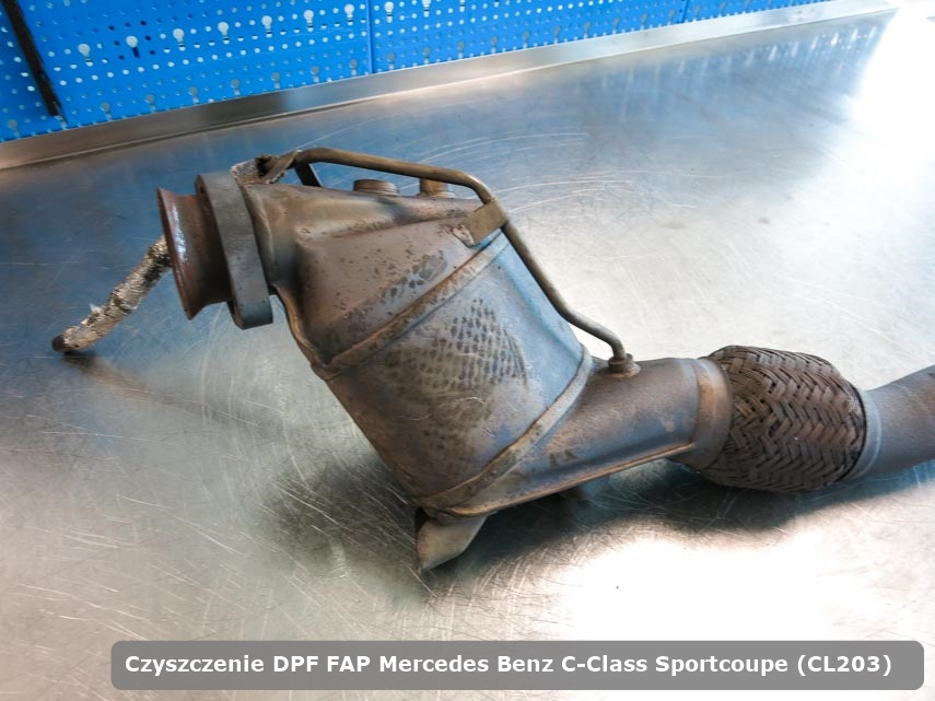 Filtr FAP Mercedes Benz C-Class Sportcoupe (CL203) naprawiony na specjalistycznej maszynie gotowy do zamontowania