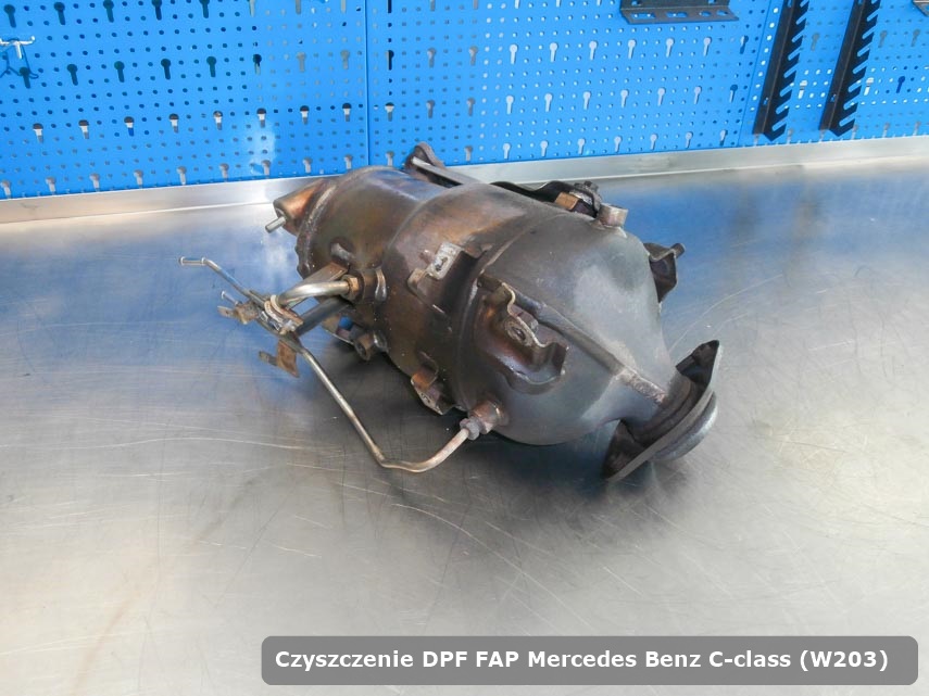 Mercedes Benz CClass (W203) • Czyszczenie katalizatorów