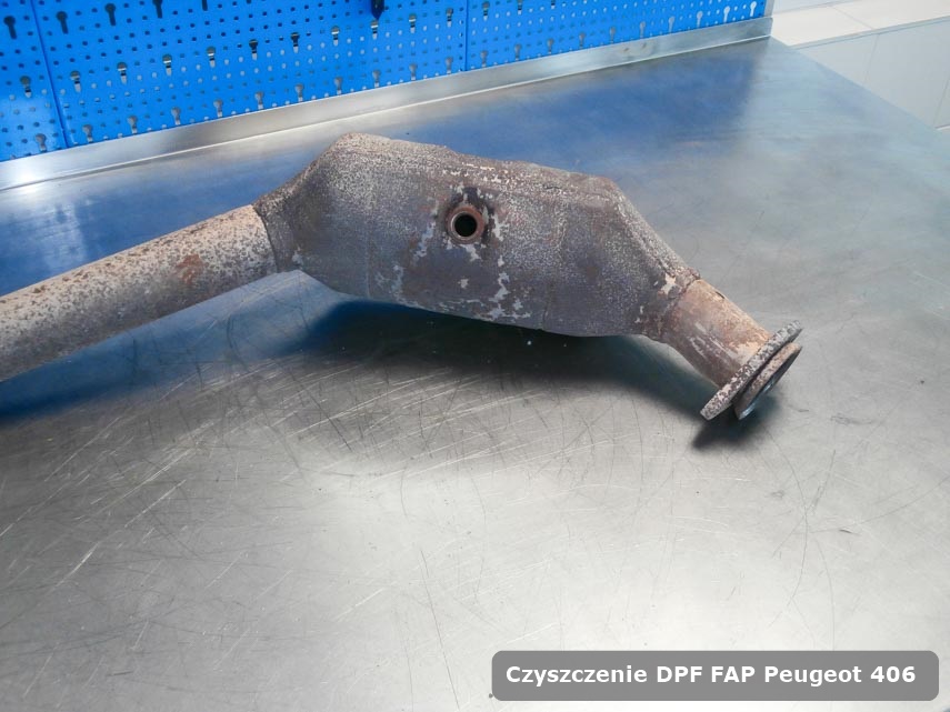 Filtr DPF układu redukcji emisji spalin Peugeot 406 oczyszczony w dedykowanym urządzeniu gotowy do montażu