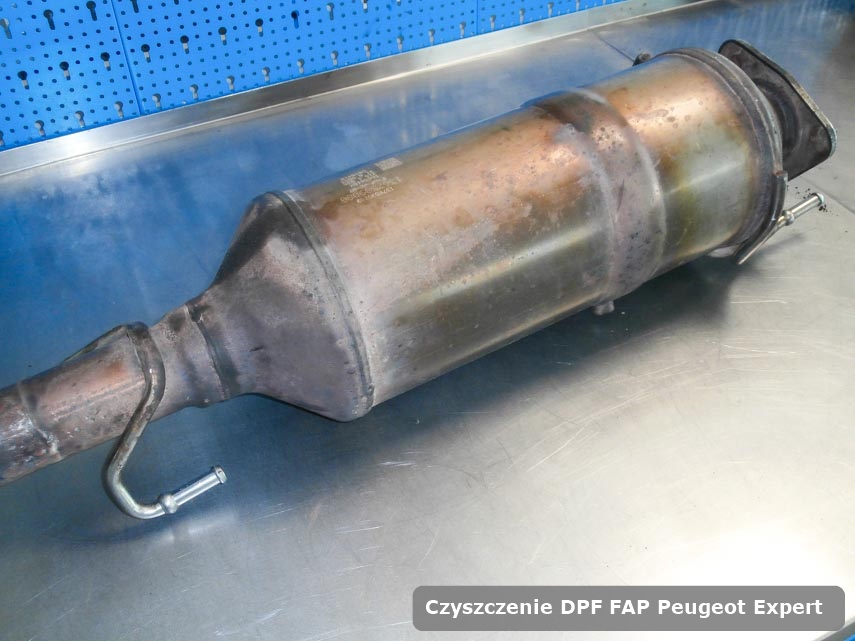 Filtr DPF i FAP Peugeot Expert  dopalony na odpowiedniej maszynie gotowy do wysyłki