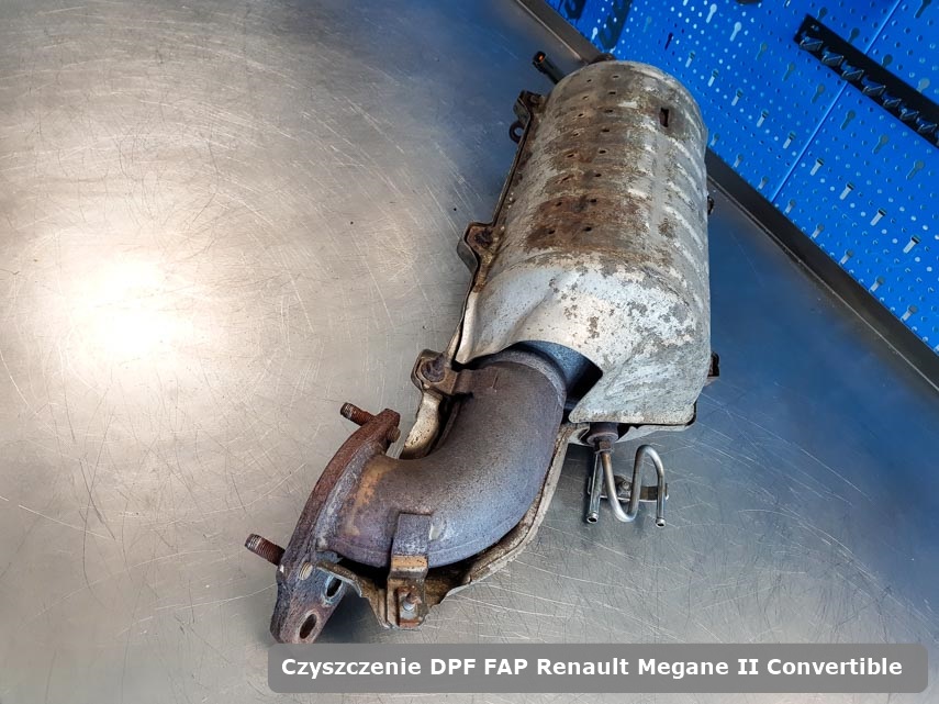 Filtr DPF Renault Megane II Convertible  oczyszczony na specjalistycznej maszynie gotowy do montażu