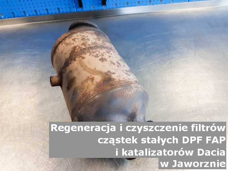 Myty filtr cząstek stałych DPF marki Dacia, w pracowni regeneracji, w Jaworznie.