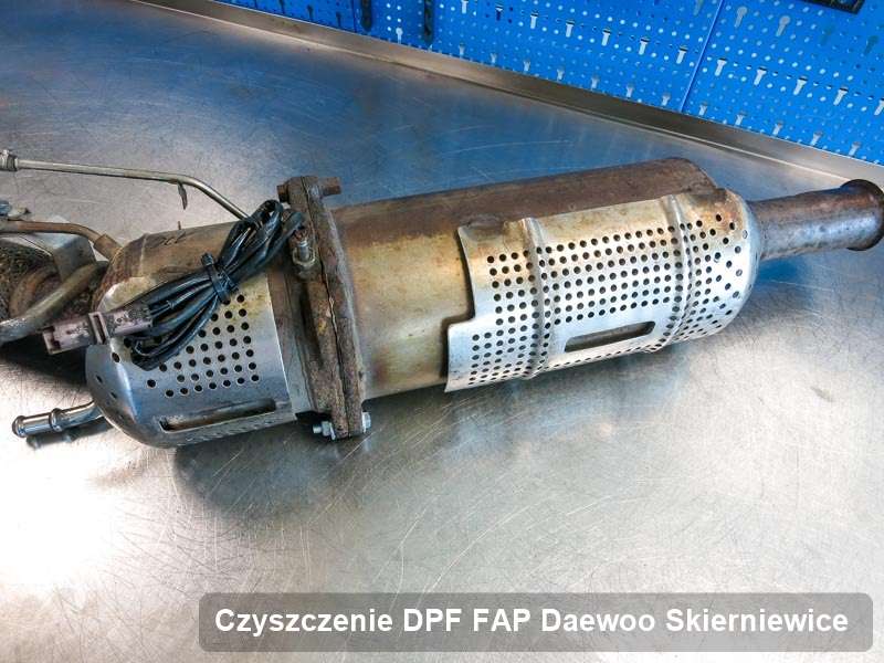 Filtr DPF do samochodu marki Daewoo w Skierniewicach oczyszczony w dedykowanym urządzeniu, gotowy do instalacji