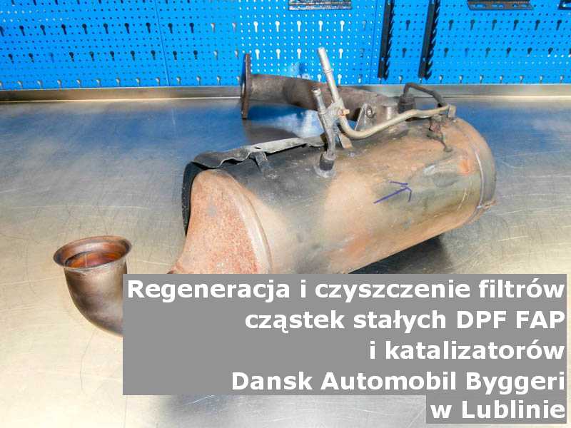Zregenerowany filtr FAP marki Dansk Automobil Byggeri, w laboratorium, w Lublinie.