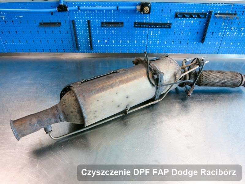Filtr FAP do samochodu marki Dodge w Raciborzu wypalony w specjalnym urządzeniu, gotowy spakowania