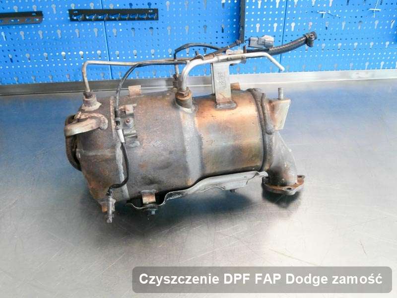 Filtr cząstek stałych do samochodu marki Dodge w Zamościu wyremontowany w specjalistycznym urządzeniu, gotowy do zamontowania