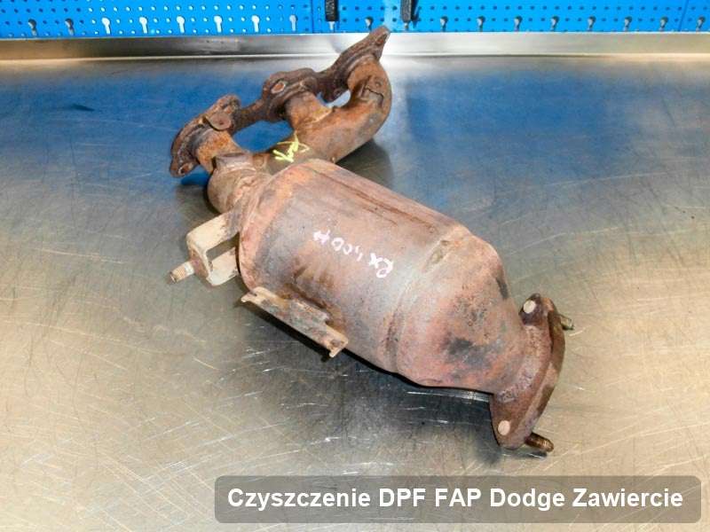 Filtr cząstek stałych DPF I FAP do samochodu marki Dodge w Zawierciu dopalony na odpowiedniej maszynie, gotowy do instalacji