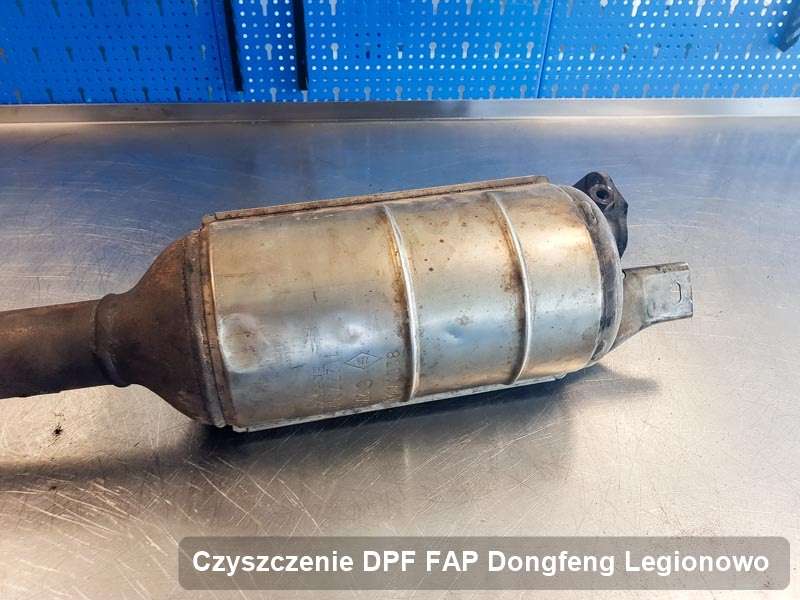 Filtr cząstek stałych DPF do samochodu marki Dongfeng w Legionowie oczyszczony na odpowiedniej maszynie, gotowy spakowania