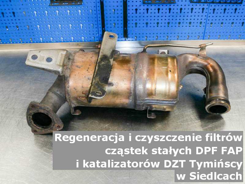 Wyczyszczony filtr cząstek stałych DPF/FAP marki DZT Tymińscy, w pracowni regeneracji na stole, w Siedlcach.