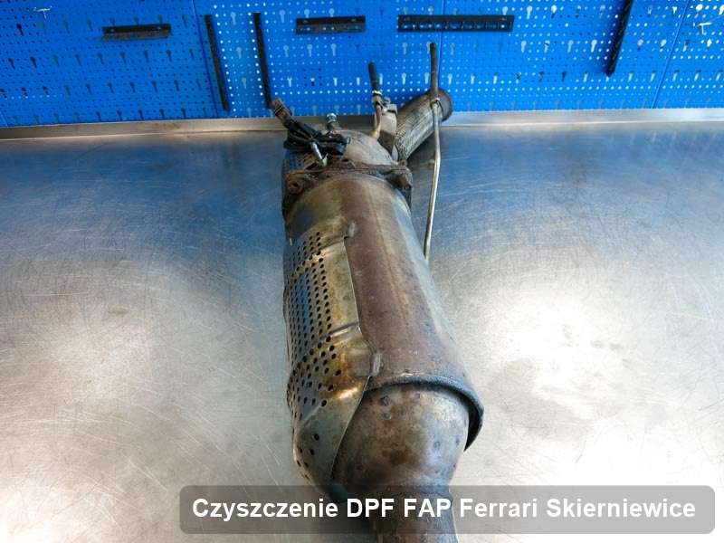 Filtr FAP do samochodu marki Ferrari w Skierniewicach wyremontowany na specjalistycznej maszynie, gotowy do wysyłki