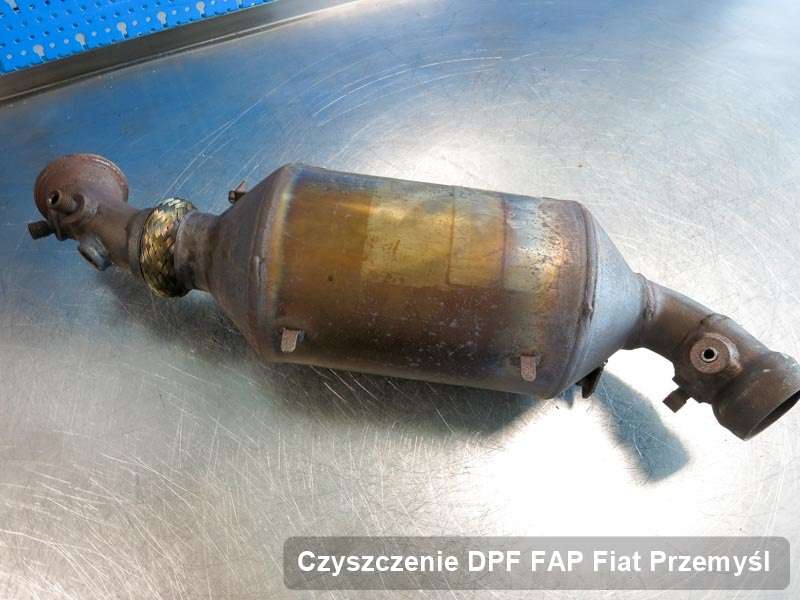 Filtr FAP do samochodu marki Fiat w Przemyślu zregenerowany na specjalistycznej maszynie, gotowy spakowania