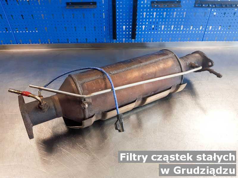 Filtr cząstek stałych przygotowywany w warsztacie w Grudziądzu.