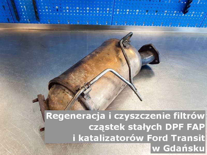 Czyszczony filtr DPF marki Ford Transit, w warsztacie, w Gdańsku.