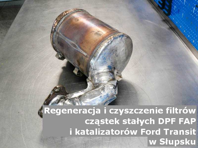 Wypalany filtr cząstek stałych marki Ford Transit, w pracowni, w Słupsku.