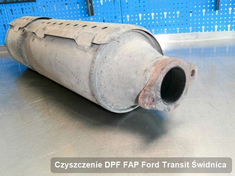 Filtr cząstek stałych FAP do samochodu marki Ford Transit w Świdnicy wyremontowany na specjalnej maszynie, gotowy do montażu