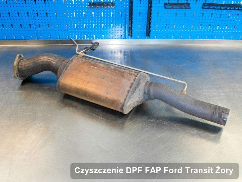 Filtr cząstek stałych FAP do samochodu marki Ford Transit w Żorach oczyszczony w specjalnym urządzeniu, gotowy spakowania