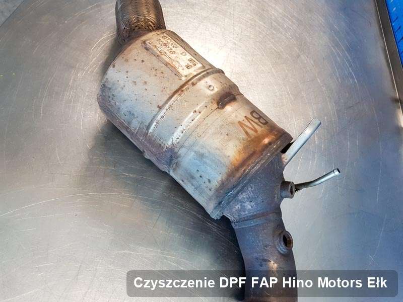 Filtr DPF i FAP do samochodu marki Hino Motors w Ełku wyremontowany na dedykowanej maszynie, gotowy do instalacji