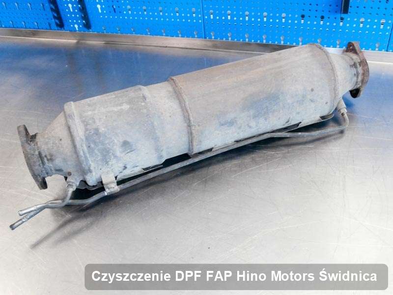 Filtr FAP do samochodu marki Hino Motors w Świdnicy dopalony w specjalistycznym urządzeniu, gotowy do zamontowania