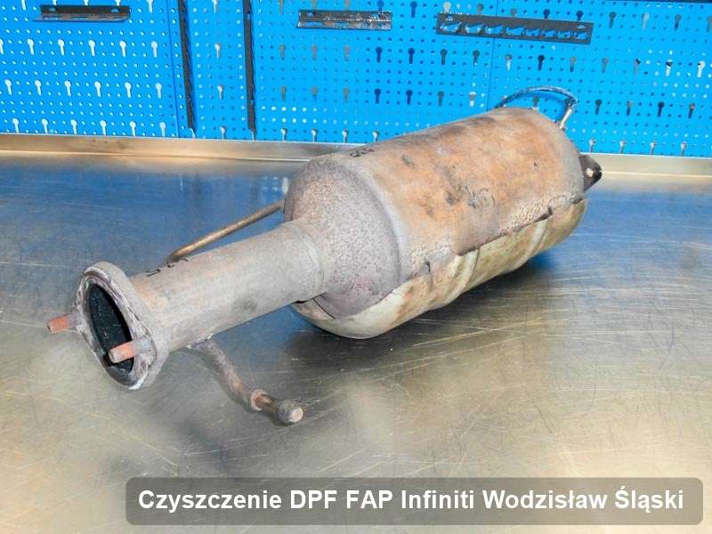 Filtr cząstek stałych DPF do samochodu marki Infiniti w Wodzisławiu Śląskim wyczyszczony na specjalnej maszynie, gotowy do montażu