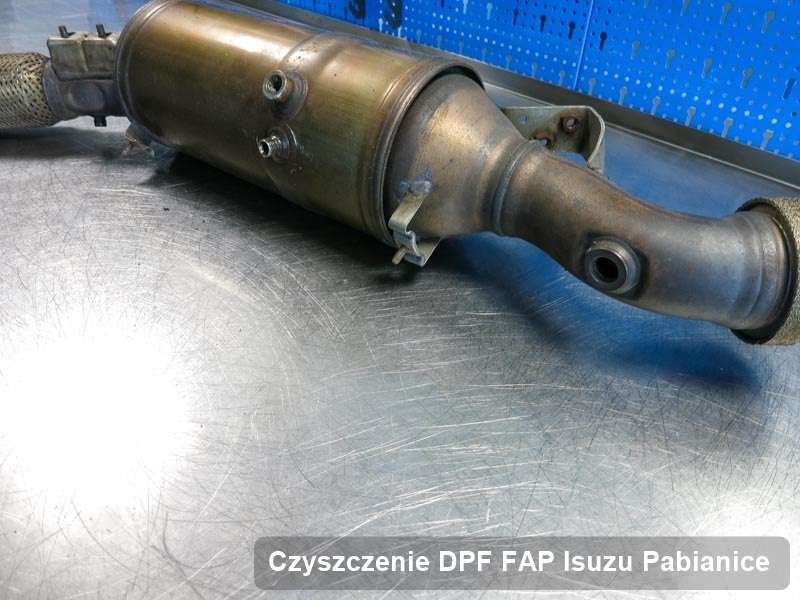 Filtr DPF i FAP do samochodu marki Isuzu w Pabianicach wyremontowany na odpowiedniej maszynie, gotowy do instalacji