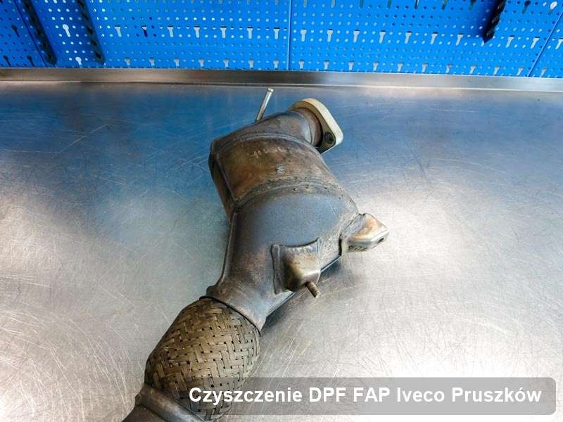 Filtr DPF do samochodu marki Iveco w Pruszkowie naprawiony w specjalnym urządzeniu, gotowy spakowania