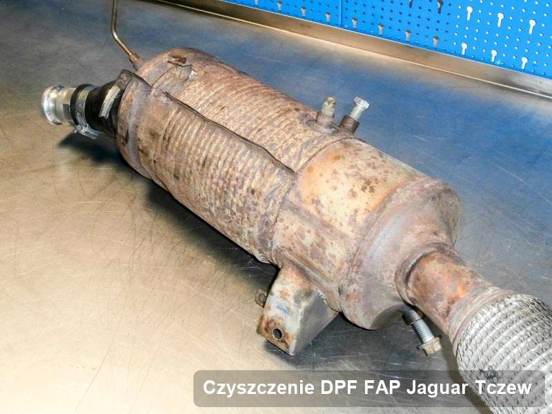 Filtr cząstek stałych do samochodu marki Jaguar w Tczewie oczyszczony w dedykowanym urządzeniu, gotowy do zamontowania