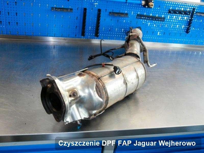 Filtr cząstek stałych FAP do samochodu marki Jaguar w Wejherowie wyremontowany na dedykowanej maszynie, gotowy do montażu