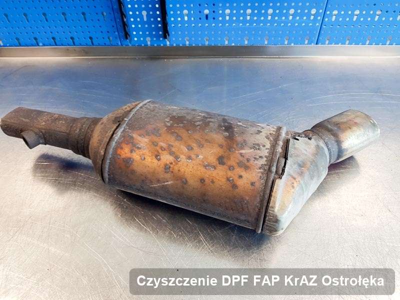 Filtr DPF i FAP do samochodu marki KrAZ w Ostrołęce wyczyszczony na specjalnej maszynie, gotowy spakowania