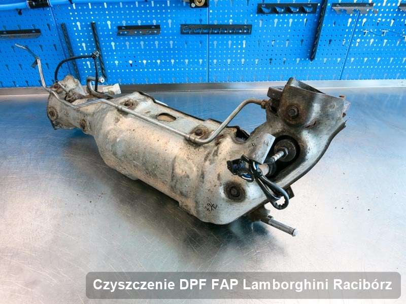 Filtr cząstek stałych FAP do samochodu marki Lamborghini w Raciborzu wypalony w specjalnym urządzeniu, gotowy do wysyłki