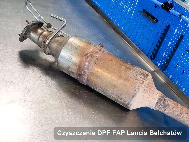Filtr cząstek stałych do samochodu marki Lancia w Bełchatowie zregenerowany na specjalistycznej maszynie, gotowy do montażu