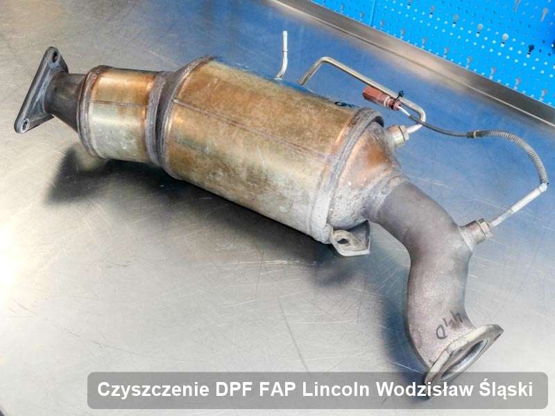 Filtr DPF układu redukcji emisji spalin do samochodu marki Lincoln w Wodzisławiu Śląskim wypalony w specjalnym urządzeniu, gotowy do zamontowania