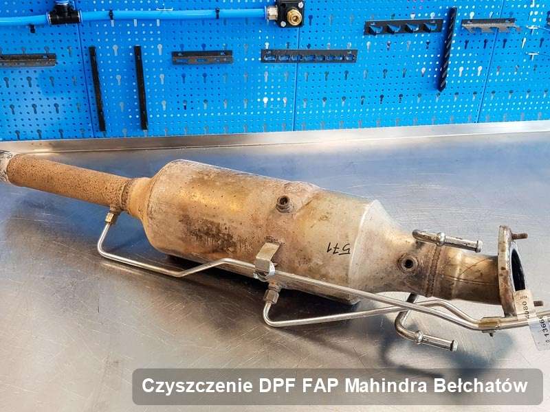 Filtr DPF układu redukcji emisji spalin do samochodu marki Mahindra w Bełchatowie wypalony w specjalnym urządzeniu, gotowy do montażu