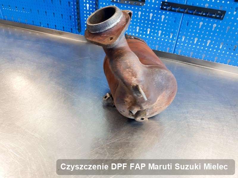 Filtr DPF układu redukcji emisji spalin do samochodu marki Maruti Suzuki w Mielcu wypalony w specjalistycznym urządzeniu, gotowy spakowania
