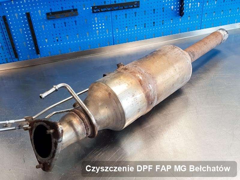 Filtr FAP do samochodu marki MG w Bełchatowie naprawiony na odpowiedniej maszynie, gotowy do wysyłki