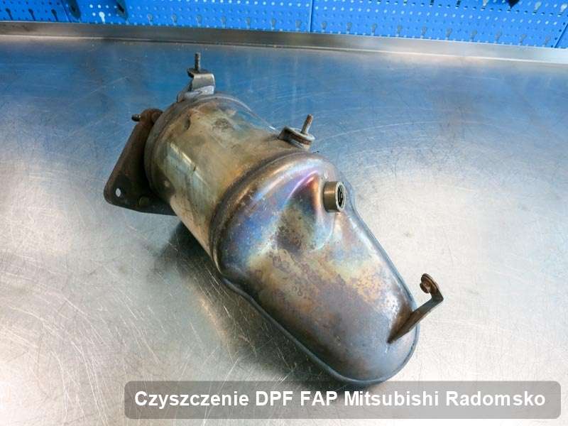 Filtr FAP do samochodu marki Mitsubishi w Radomsku naprawiony na dedykowanej maszynie, gotowy do instalacji