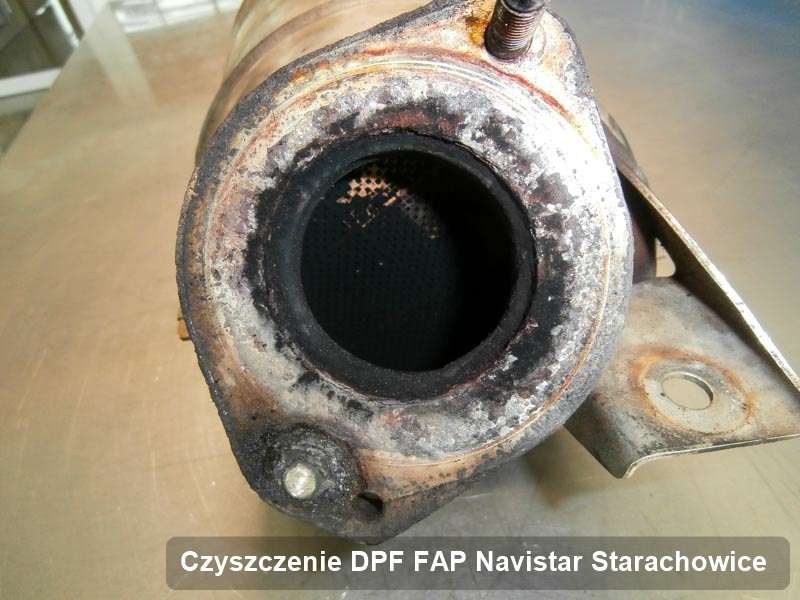 Filtr DPF do samochodu marki Navistar w Starachowicach zregenerowany w dedykowanym urządzeniu, gotowy do wysyłki
