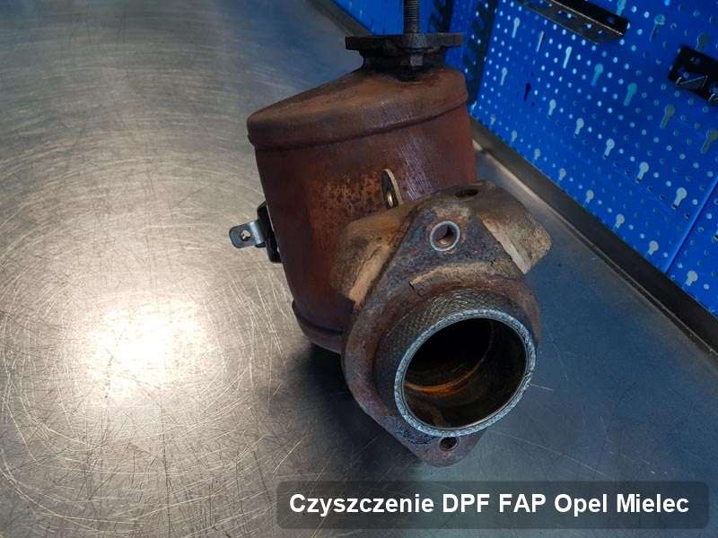 Filtr cząstek stałych FAP do samochodu marki Opel w Mielcu zregenerowany na specjalnej maszynie, gotowy do zamontowania